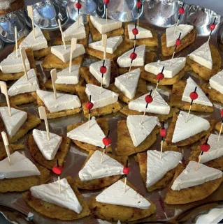 Bandeja de hojaldrados mini